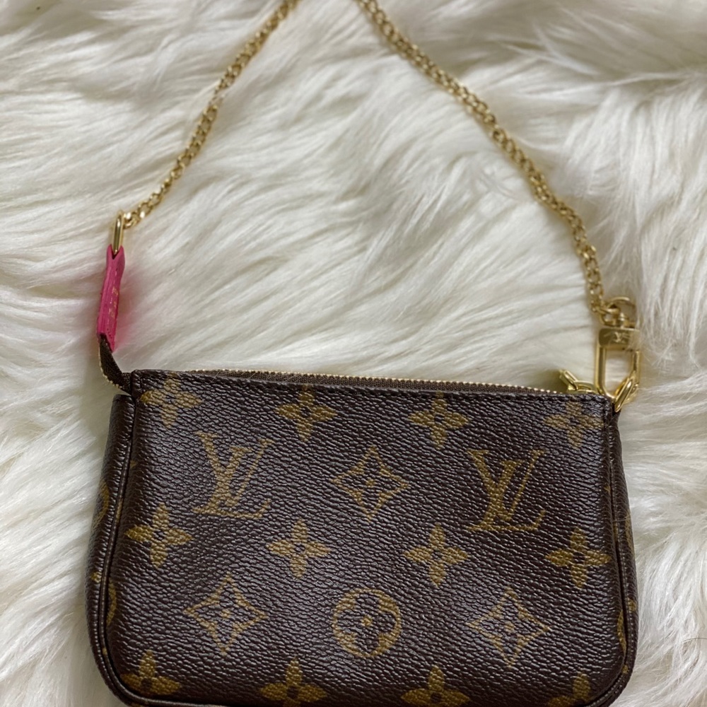 SOLD!!  Mini Pochette Vivienne - Picture 3 of 5